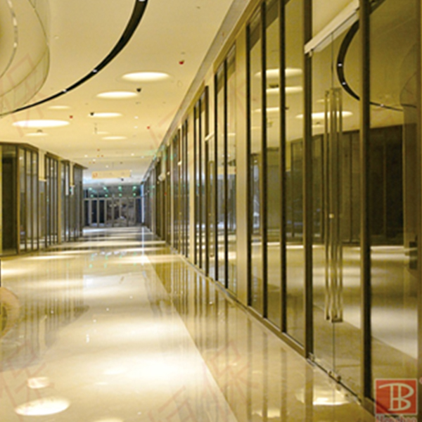 恒保防火玻璃專家為您講解防火玻璃在建筑中的實際應(yīng)用